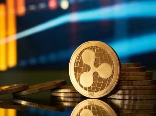 Ripple Gelişmeleri: RLUSD Hamlesi ve XRP Hakkında Devam Eden Tartışmalar