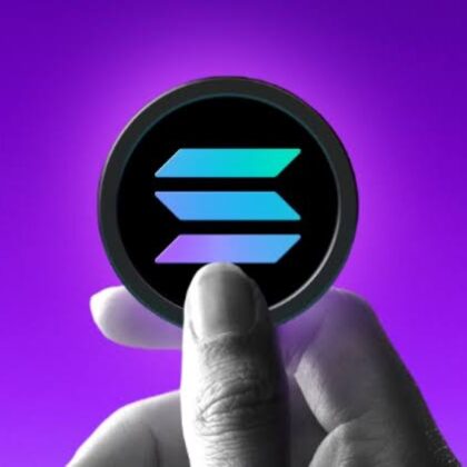 Solana ETF Kararı Ekim’e Ertelenirken Akıllı Paranın Toplandığı İddia Edilen 5 Coin