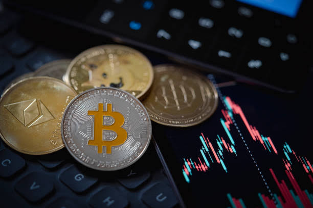 Kripto Para Yatırımcıları Yön Arayışında: Bitcoin’de 115.000 Dolara ve Cuma Gününe Dikkat
