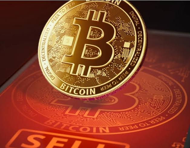 Balina Bitcoin’de Düşüşe Oynadı: 438 Milyon Doların Kaderi 139.900 Dolara Bağlı