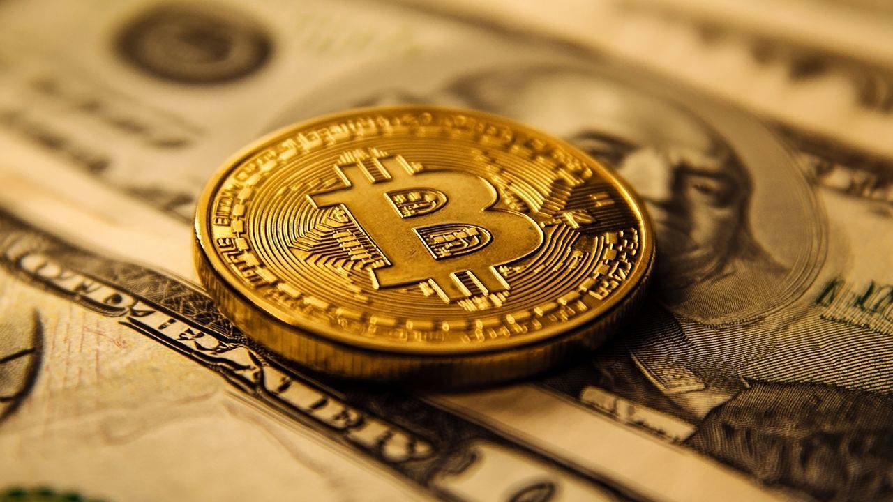 Bitcoin Rekor Avında: 4 Ekim Fiyat Analizi ve Analist Yorumları