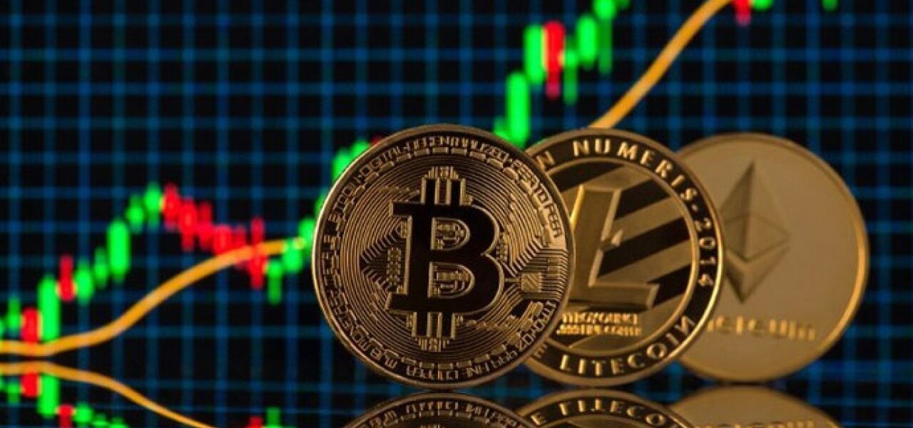 Kurumsallar Bitcoin’den Çıkıp Altcoin’lere Sığındı: Ethereum, XRP ve Solana Öne Çıktı