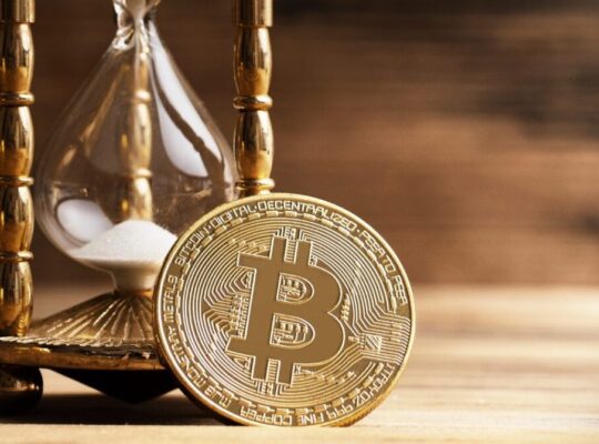 Bitcoin Piyasasında Denge Dönemi: 3 Milyar Dolarlık Güven Oyu