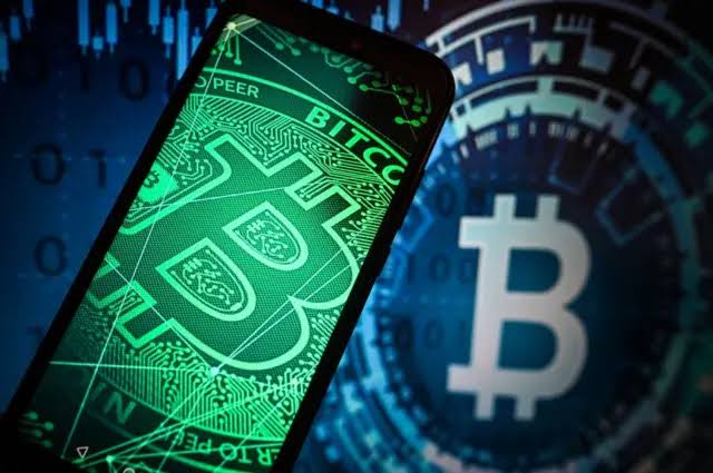 Bitcoin Yatırımcısını Ne Bekliyor? Aylık Grafikte Kararsızlık Zirvede