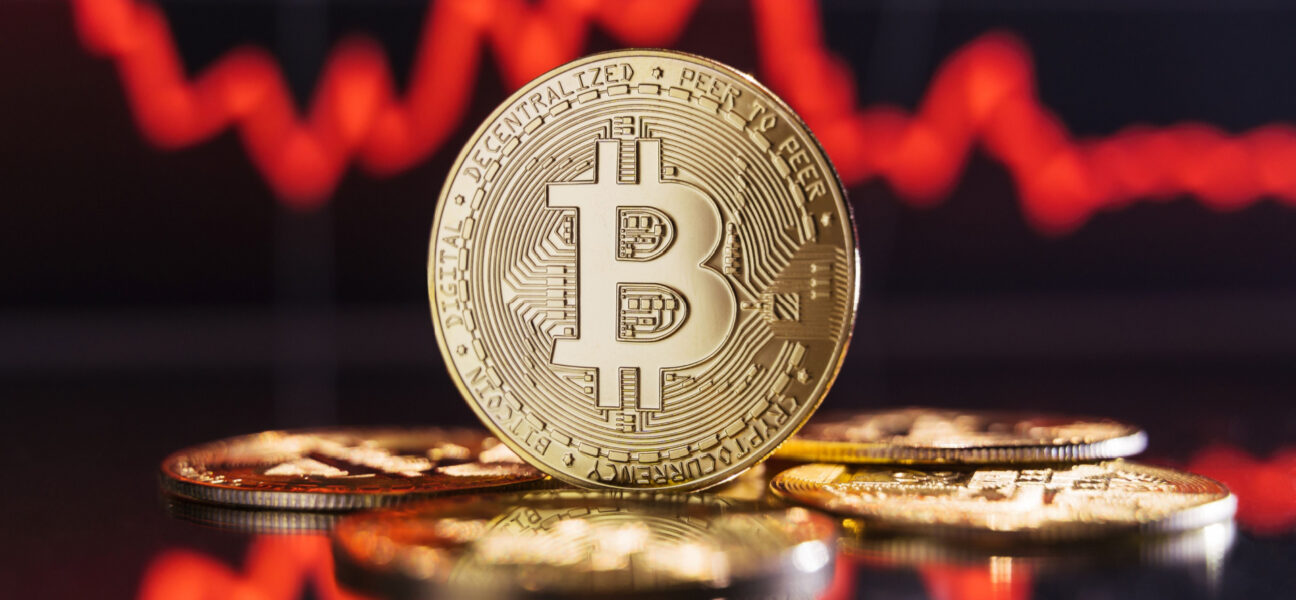 Bitcoin Yedi Ayın En Düşük Seviyesinde: Küresel Riskten Kaçış Kriptoyu Sert Vurdu