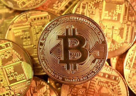 Son Dakika: Bitcoin 101.257 Dolar, 4 Kasım Kripto Para Düşüşü ve Beklentiler
