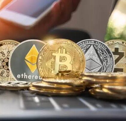 Yatırımcılar Bitcoin ve Bu 6 Altcoin’i Konuşuyor: Sürpriz Bir İsim Var